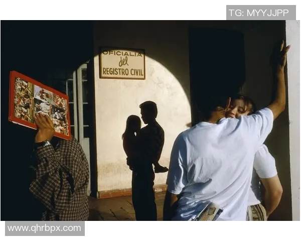 球星带你走进激情四射的街头足球世界感受自由与技巧的极致融合