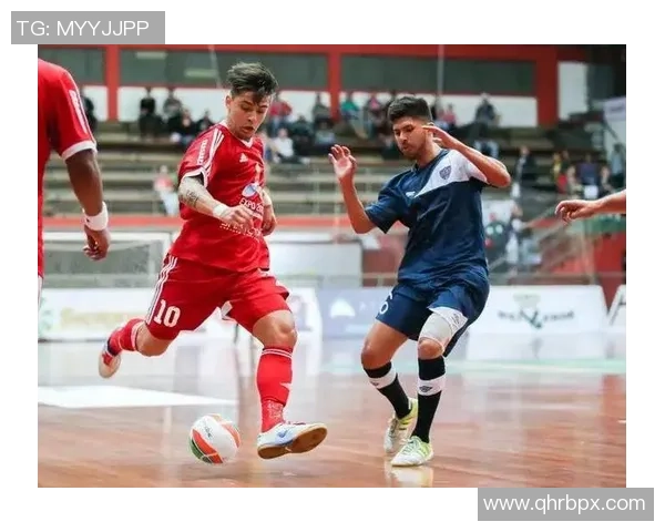 足球球星独特穿搭风格解析 从赛场到街头的时尚魅力展示